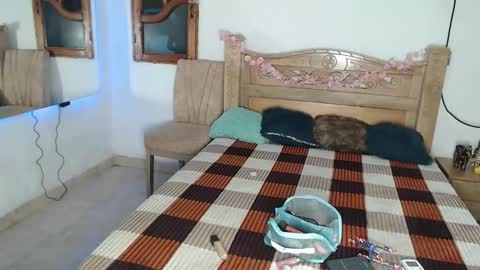 bratz_glloe online show from 01.12.26