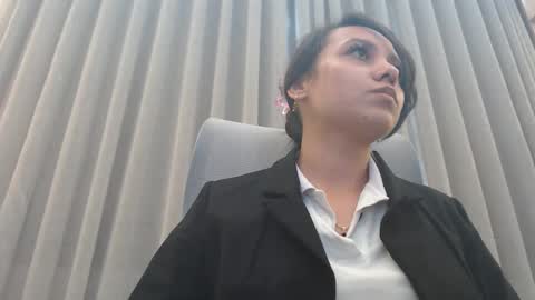 Snapshot of breakfastwithtiffanys chatting on 10.17.25 breakfastwithtiffanys online show from 10.17.25