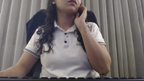 Snapshot of breakfastwithtiffanys chatting on 10.25.25 breakfastwithtiffanys online show from 10.25.25