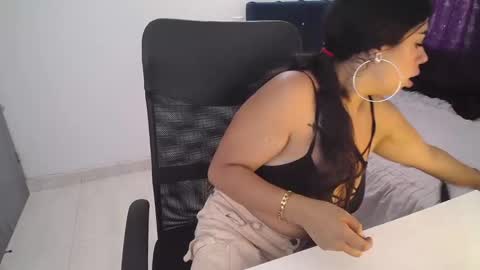 Ask me online show from 02.05.25