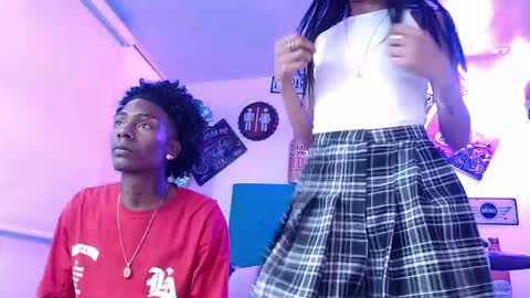 Snapshot of breazer__ chatting on 09.28.25 breazer__ online show from 09.28.25