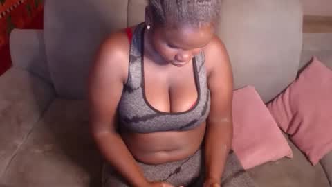 Snapshot of breestaarrs chatting on 10.20.25 Valentina online show from 10.20.25