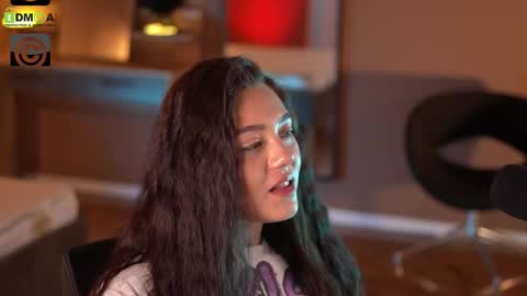 Leah online show from 09.10.25