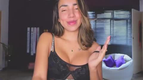 brendaaguerra online show from 01.10.25