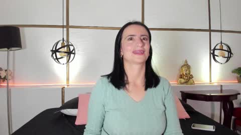 MeganBeaked online show from 09.29.25