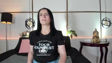 MeganBeaked online show from 10.06.25