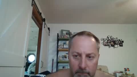 Snapshot of brettsky chatting on 09.23.25 hey online show from 09.23.25