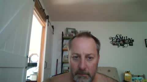Snapshot of brettsky chatting on 10.03.25 hey online show from 10.03.25