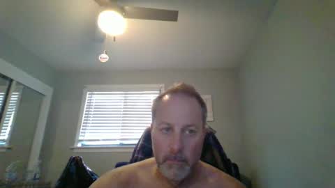 Snapshot of brettsky chatting on 05.07.26 hey online show from 05.07.26