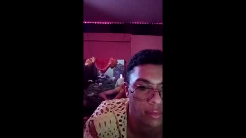 Snapshot of brezzscorpio chatting on 03.15.26 LegendaryLuxe online show from 03.15.26