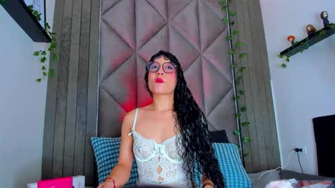 B R I A  online show from 03.21.26