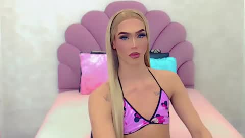 BRIANA online show from 03.05.25