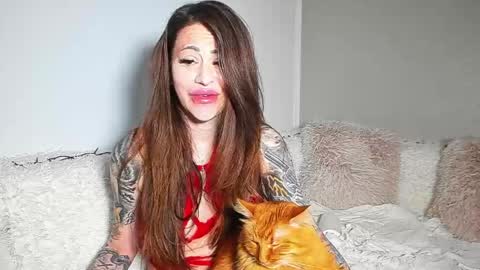 Snapshot of brianadiamondxxx chatting on 05.19.26 brianadiamondxxx online show from 05.19.26