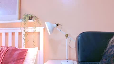 brianna online show from 10.04.25