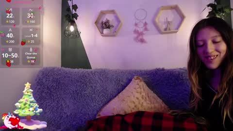 Snapshot of briarandblair chatting on 12.23.24 briarandblair online show from 12.23.24