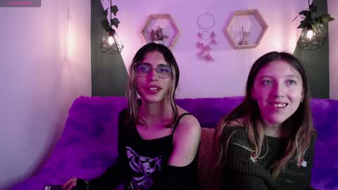 Snapshot of briarandblair chatting on 12.26.24 briarandblair online show from 12.26.24