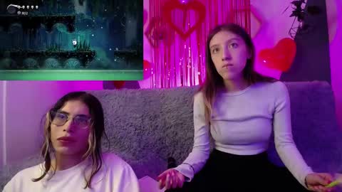 Snapshot of briarandblair chatting on 02.18.25 briarandblair online show from 02.18.25