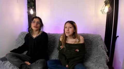 Snapshot of briarandblair chatting on 10.23.25 briarandblair online show from 10.23.25