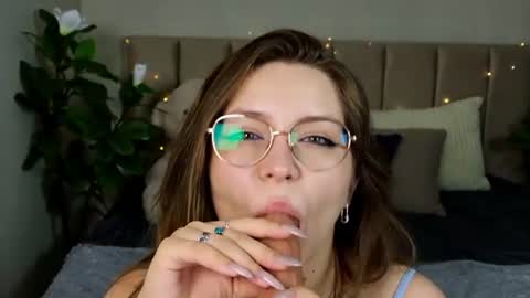 Snapshot of briarwynn chatting on 07.17.26 briarwynn online show from 07.17.26