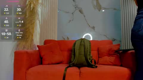 Snapshot of bridgetrodriguez chatting on 09.27.25 online show from 09.27.25