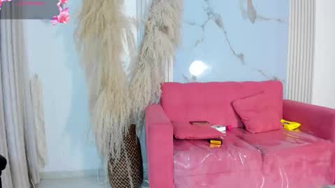 Snapshot of bridgetrodriguez chatting on 10.14.25 online show from 10.14.25