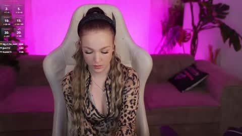 Diamonds Girls online show from 12.02.25