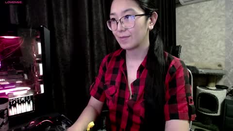 Snapshot of brightssmiles chatting on 01.28.25 Aisha online show from 01.28.25