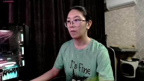 Snapshot of brightssmiles chatting on 01.29.25 Aisha online show from 01.29.25
