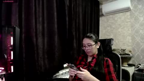 Snapshot of brightssmiles chatting on 03.03.25 Aisha online show from 03.03.25