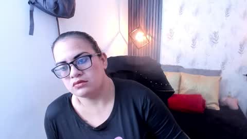 Snapshot of brigittemiller chatting on 10.10.25 BRIGITTE online show from 10.10.25