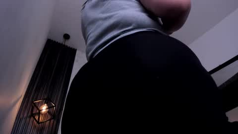 Snapshot of brigittemiller chatting on 10.22.25 BRIGITTE online show from 10.22.25