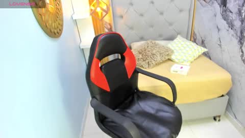          online show from 09.20.25