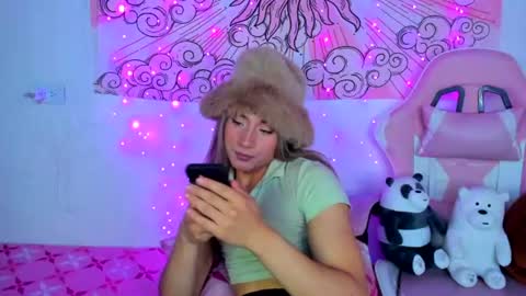Snapshot of brihanna_cooper chatting on 07.16.26 bri online show from 07.16.26