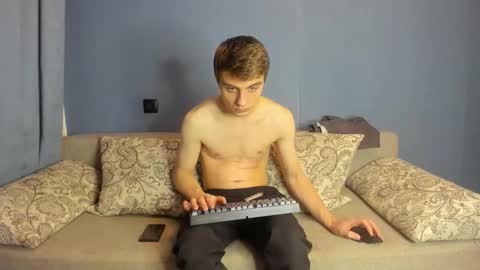 bristlebback online show from 11.23.25