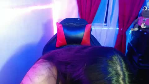 scarleth    follow mee 3 kis online show from 01.24.25