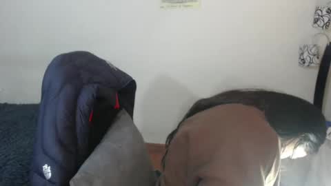 scarleth    follow mee 3 kis online show from 11.08.25