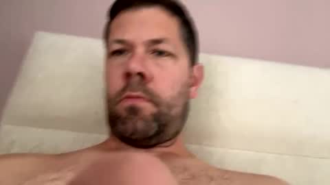 Snapshot of britguy6985 chatting on 06.11.26 britguy6985 online show from 06.11.26