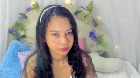 Brithany Rousee online show from 12.23.24