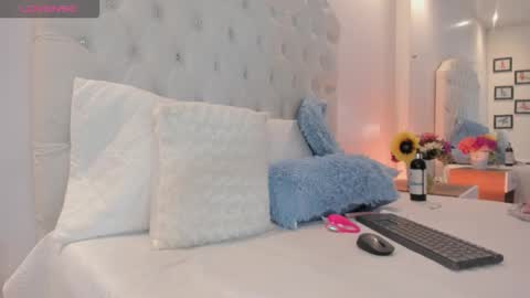 Snapshot of brithany_rousee chatting on 11.10.25 Brithany Rousee online show from 11.10.25