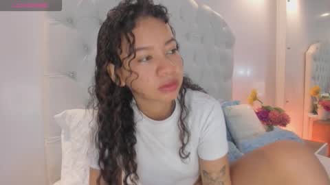 Snapshot of brithany_rousee chatting on 11.11.25 Brithany Rousee online show from 11.11.25