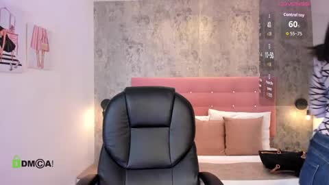 Brithany online show from 09.19.25