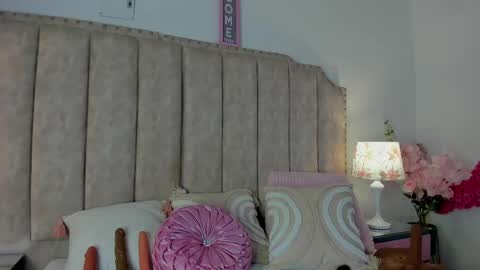 brithanyparker_ online show from 04.14.26