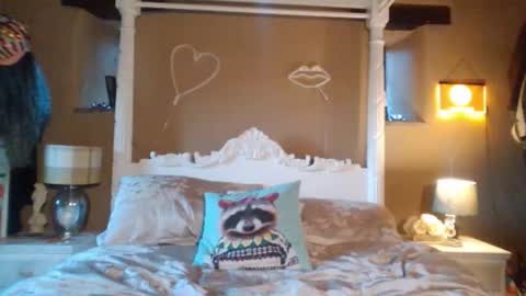 britishtease69 online show from 10.12.25