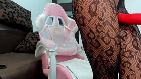 britney_charm online show from 01.18.25