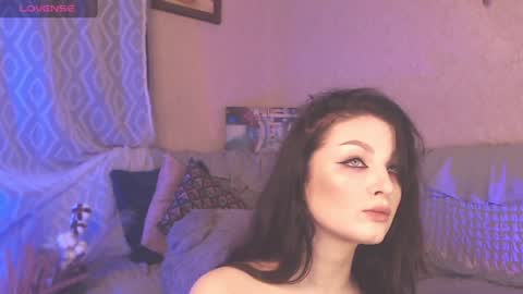 britneybarker online show from 01.13.25
