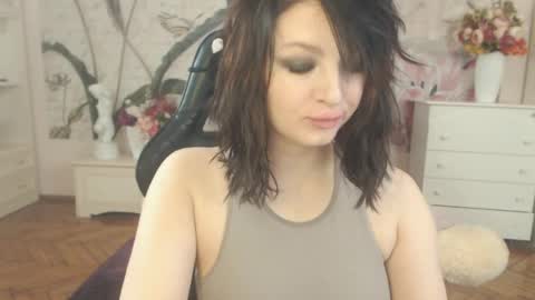 Snapshot of britneybarker chatting on 05.05.26 britneybarker online show from 05.05.26