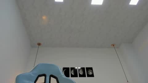 Snapshot of brittany_cute18 chatting on 12.18.24 online show from 12.18.24