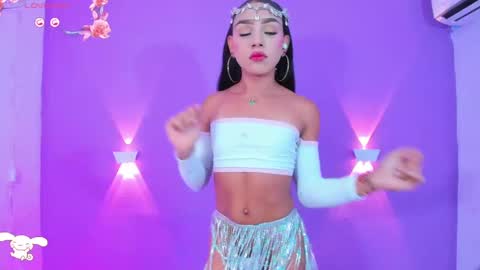 Snapshot of brittany_gil chatting on 09.30.25 Brittany online show from 09.30.25