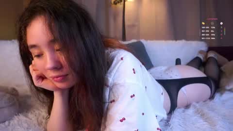Snapshot of britthe chatting on 04.29.26 Lina online show from 04.29.26