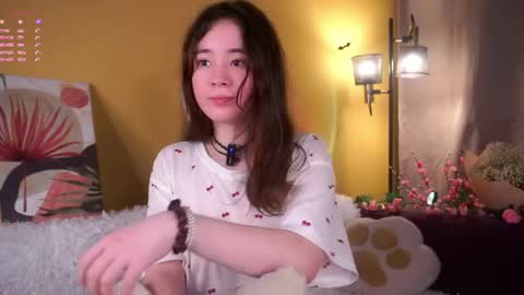 Snapshot of britthe chatting on 05.10.26 Lina online show from 05.10.26